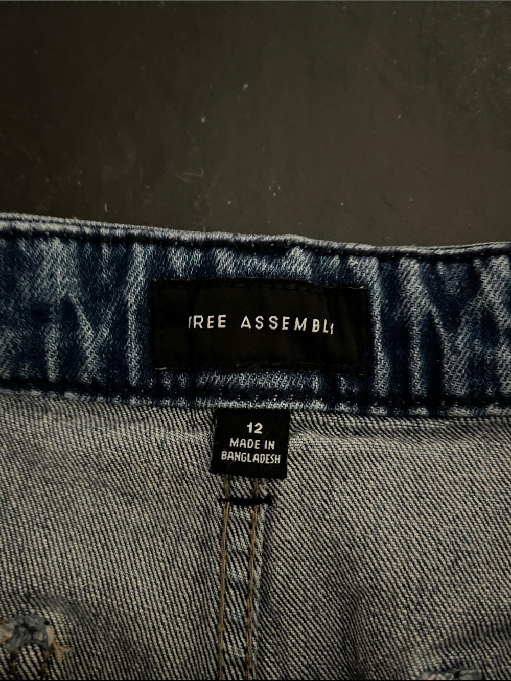 Free Assemby Wide-Leg Blue Jeans - Picture 3 of 5